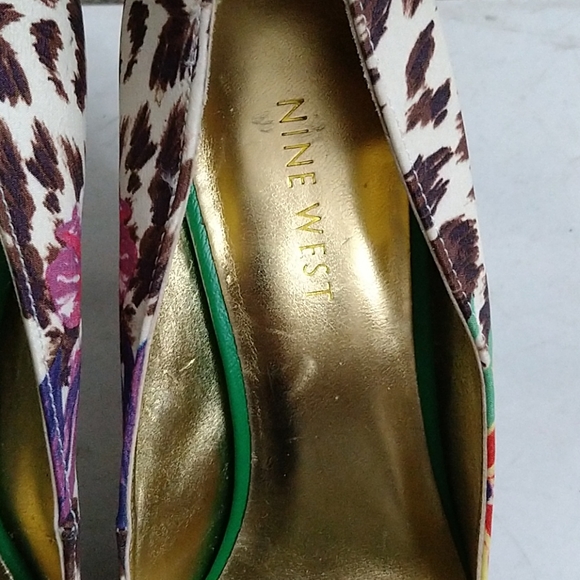 Heels - Picture 4 of 4